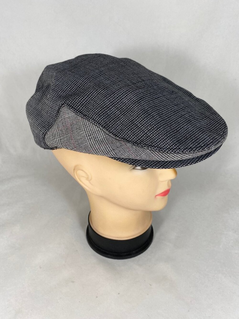 Stetson Flat Cap Classic Plaid Pattern NWT